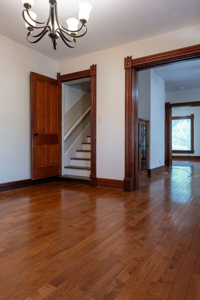 Building Photo - 409 W Wooster St