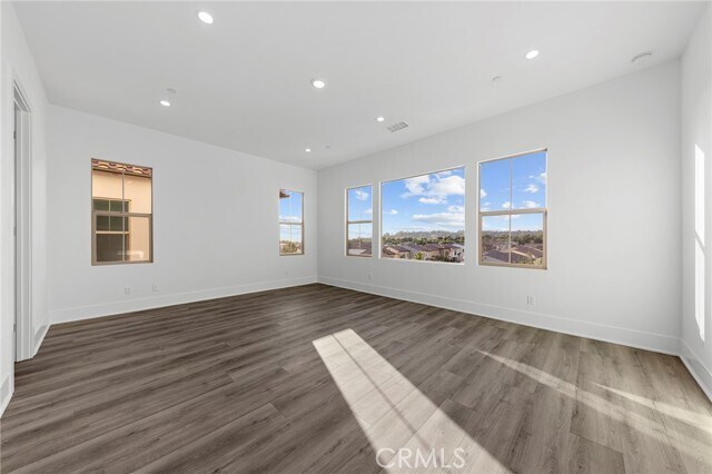 Building Photo - 57 Longchamp