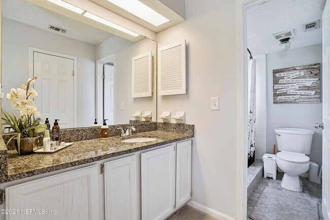 Building Photo - 8434 Allwine Ct