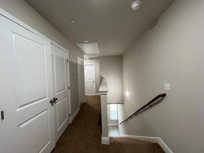 Building Photo - 7813 Savanah Brooks, Live Oak, TX. 78233