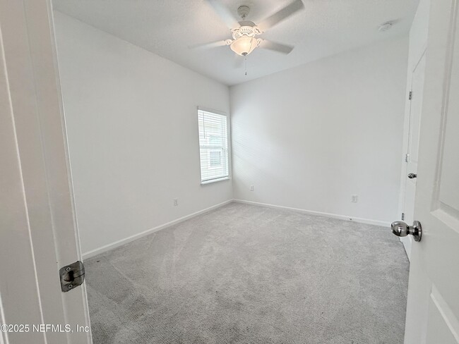 Building Photo - 7560 Chervil St