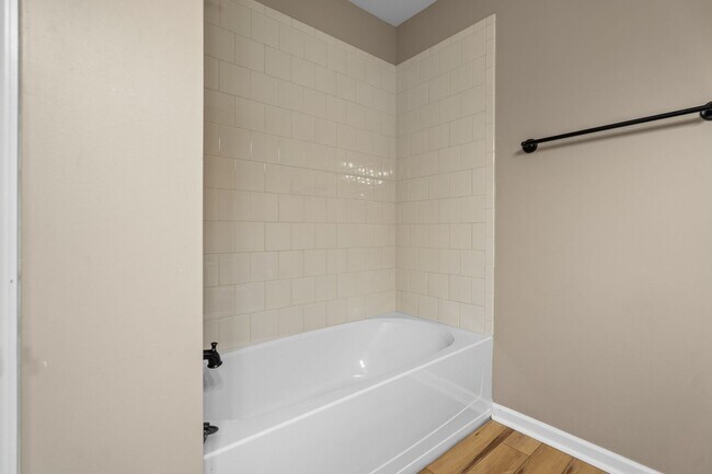 Building Photo - 6725 Pleasant Gate Ln