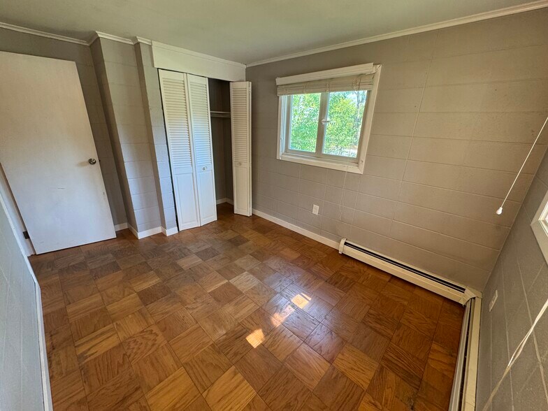 Building Photo - 5418 Starker Ave