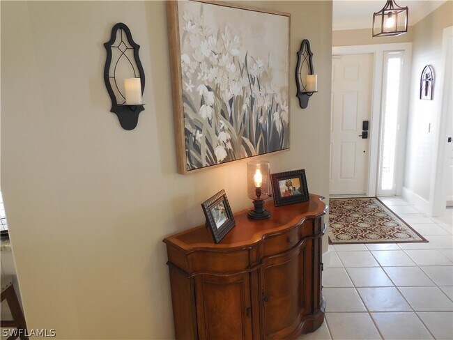 Building Photo - 5441 Guadeloupe Way