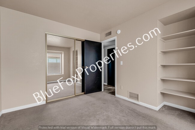 Building Photo - 9810 Amarosa