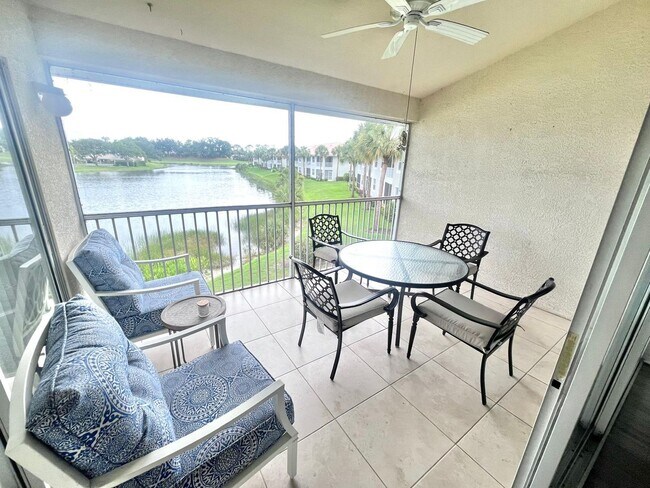 Building Photo - 2bed/2baths Close to the beach, Mercato and Great Schools
