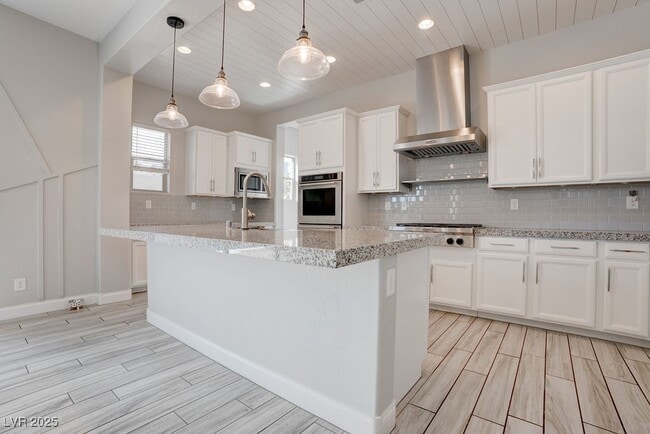 Building Photo - 367 Pollino Peaks St