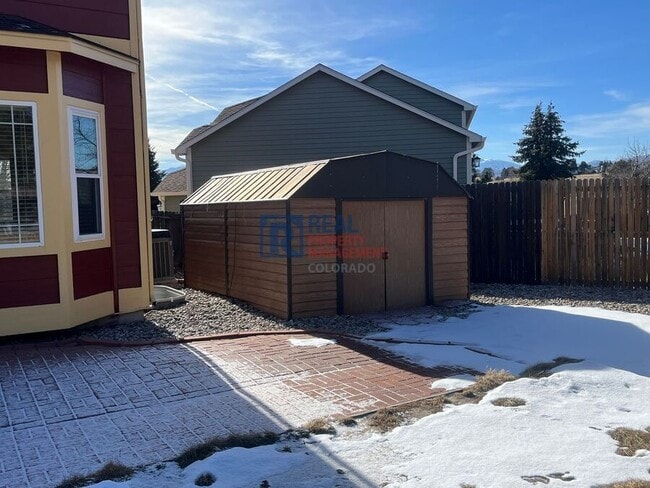 Building Photo - 4730 Cove Ct