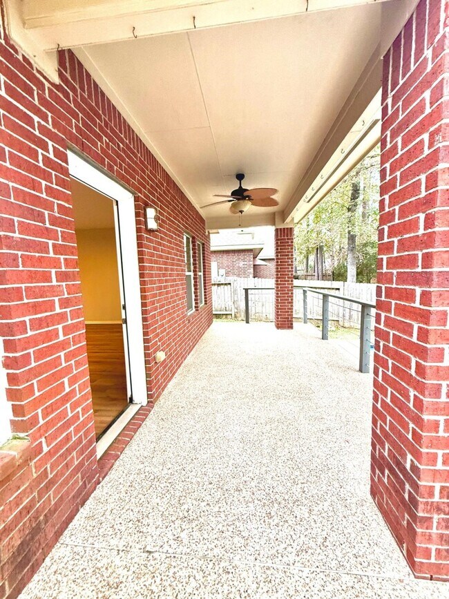 Building Photo - 107 W Spindle Tree Cir