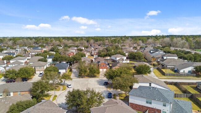 Building Photo - 2712 Woodspring Acres Dr
