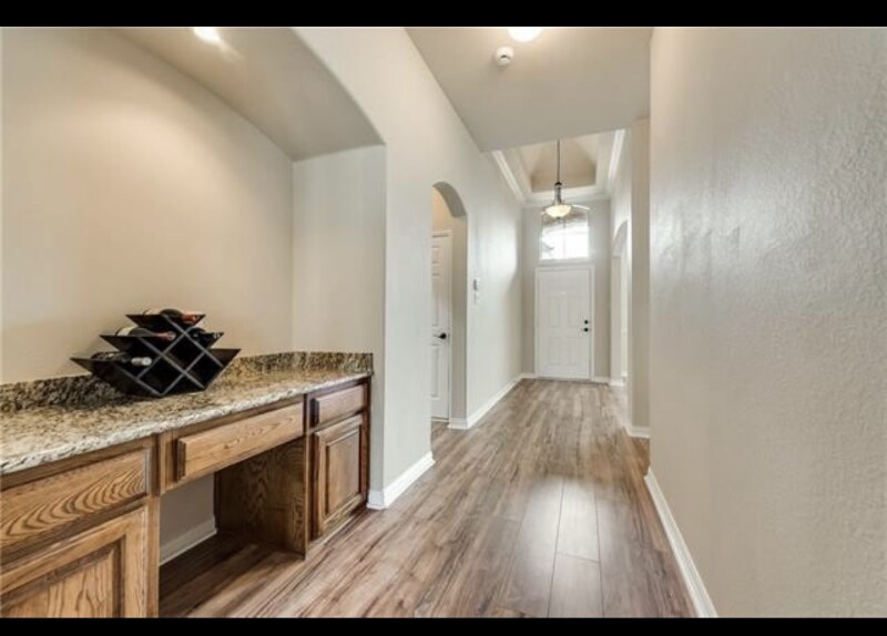 Building Photo - 2902 Aurora Mist Dr