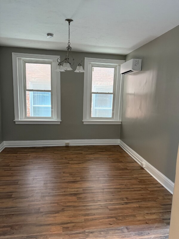 Building Photo - 206 Carlisle St