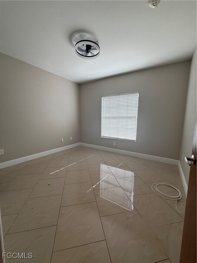 Building Photo - 8555 Bernwood Cove Loop