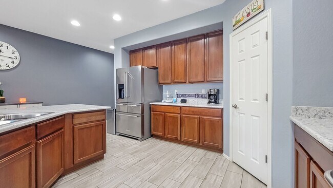 Building Photo - Gorgeous Home with Master Bedroom Downstairs!