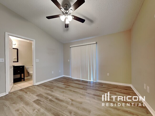 Building Photo - 12906 Brant Tree Dr