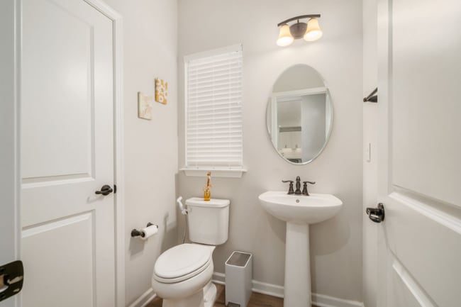 Building Photo - 968 Blackmore Dr