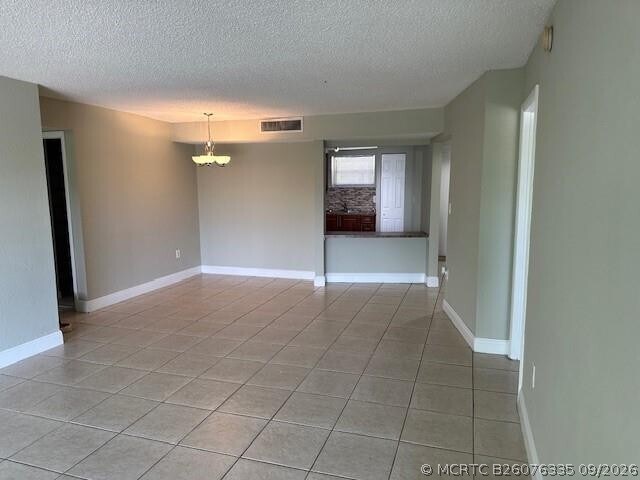 Building Photo - 4205 N University Dr