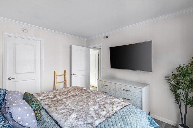 Building Photo - 4021 Yankee Dr