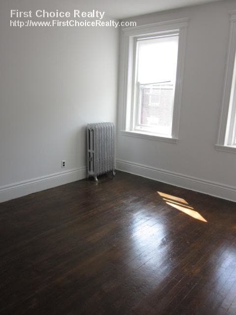 Building Photo - 120 Warren St