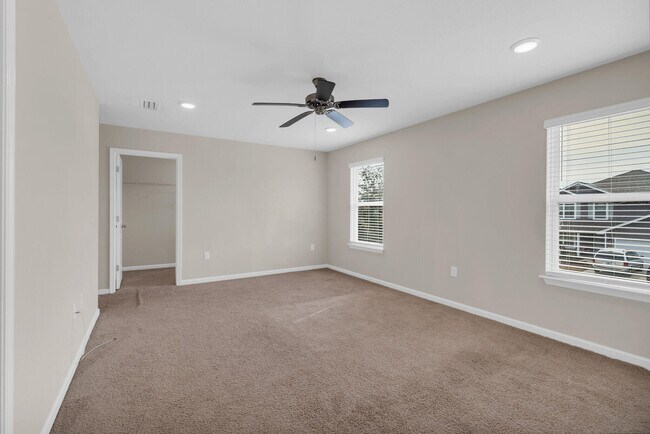 Building Photo - 585 Earl Godwin Rd