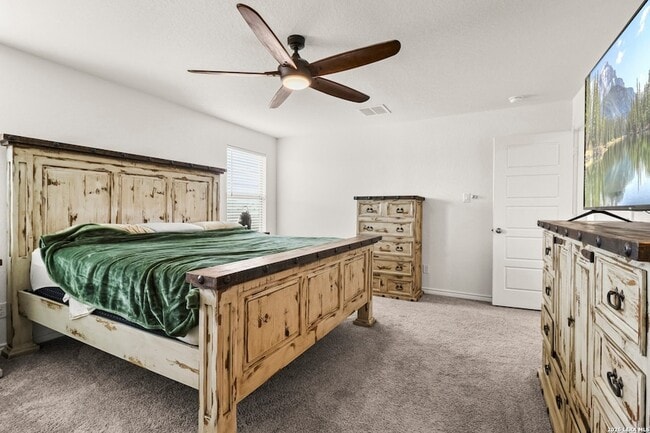 Building Photo - 355 Deer Crest Dr