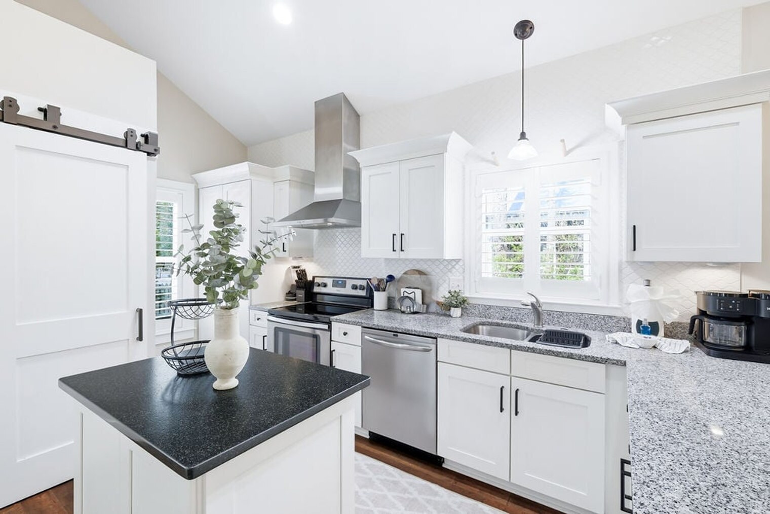 Building Photo - 75 Cullman Ave