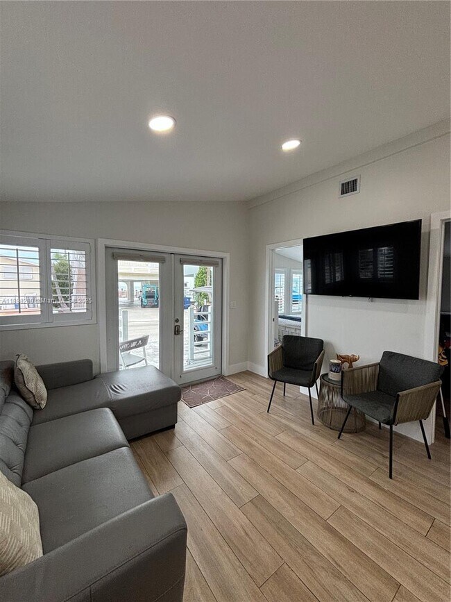 Building Photo - 65821 Overseas Hwy