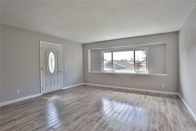 Building Photo - 16862 Coach Ln