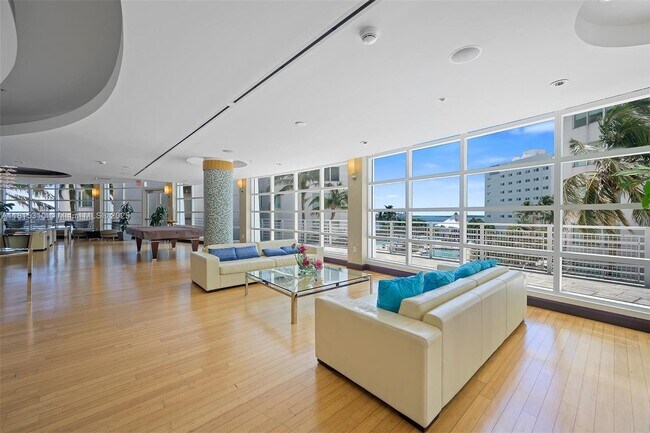 Building Photo - 244 Biscayne Blvd