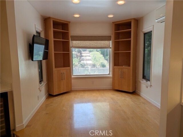 Building Photo - 1451 3rd St