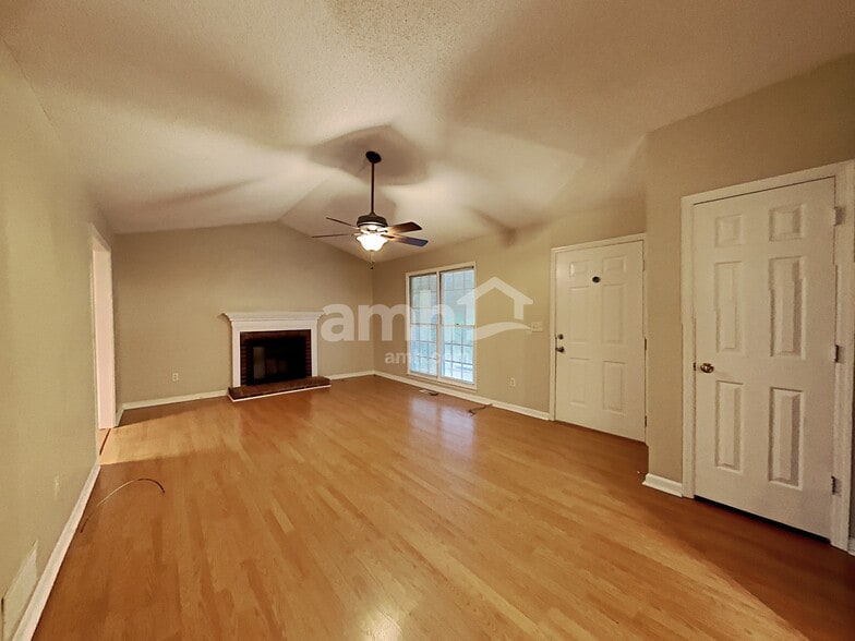 Building Photo - 5333 Muirwood Pl