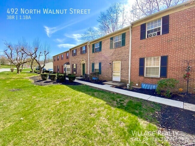 Building Photo - 492 N Walnut St