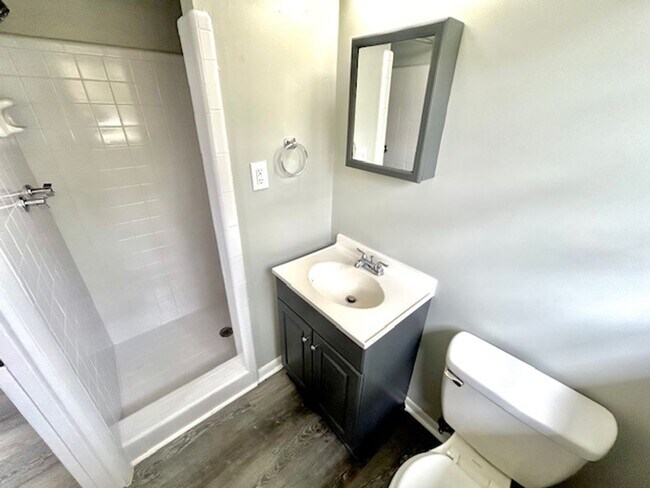 Building Photo - 6117 Colfax Rd NW