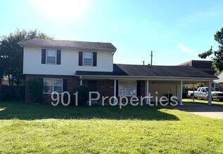Building Photo - 2658 Galaxie St
