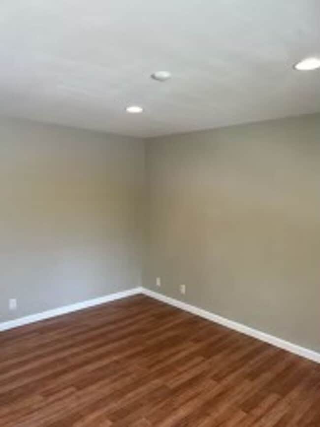 Building Photo - Advent - Tranquil Two Bedroom Condo W/ Patio & Two Assigned Parking Spaces!