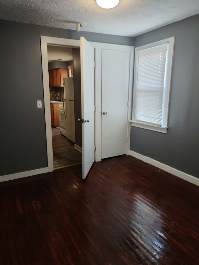 Building Photo - 4318 Nevada Ave