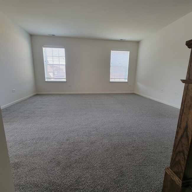 Building Photo - 15155 Quincy Cir