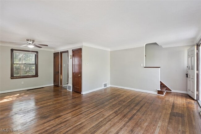 Building Photo - 4723 W 125th St