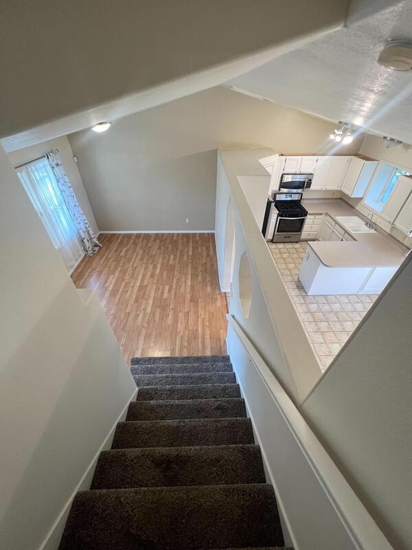 Building Photo - 377 Sego Lily Dr