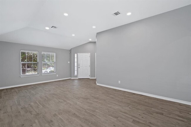 Building Photo - 1083 Zeus Cir