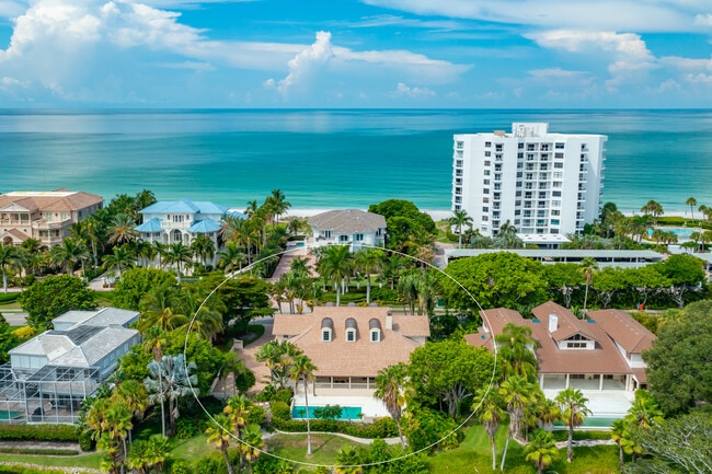 Building Photo - 981 Longboat Club Rd