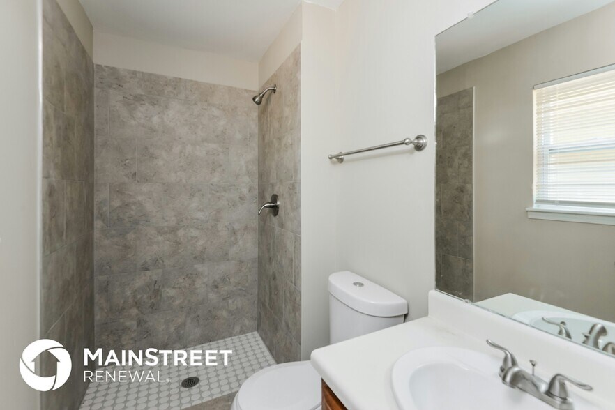 Building Photo - 2629 Denise Dr