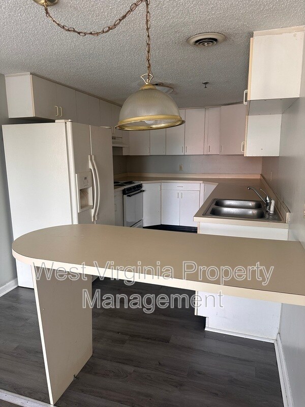 Building Photo - 104 WV-104
