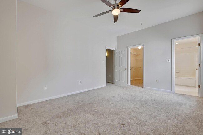 Building Photo - 15305 Diamond Cove Terrace
