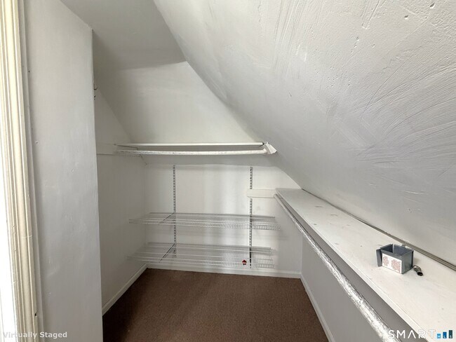 Building Photo - 1273 Hope St