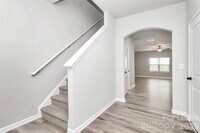 Building Photo - 8208 Stonemere Ln