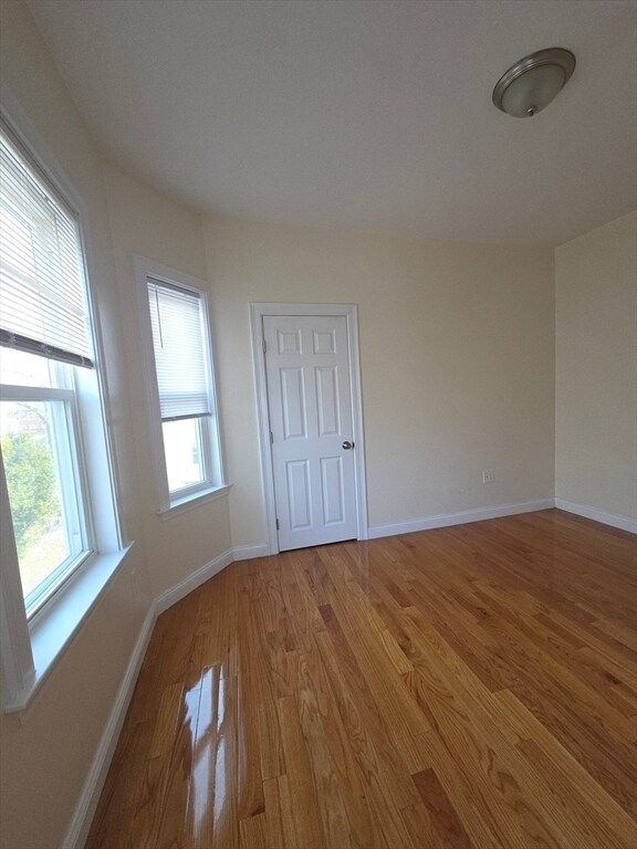 Building Photo - 92 Lucerne St