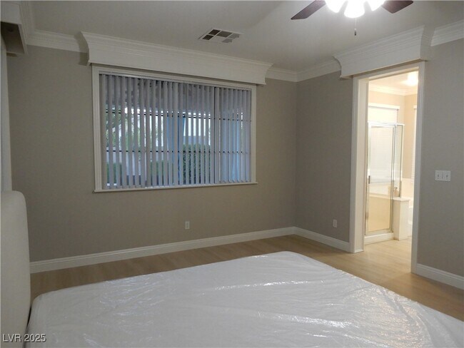 Building Photo - 2601 Bahama Point Ave