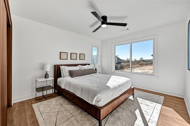 Building Photo - 1108 Emilia Ave