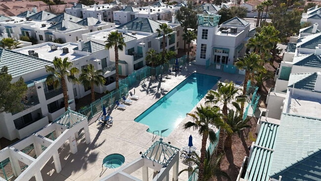 Building Photo - 7100 W Pirates Cove Rd